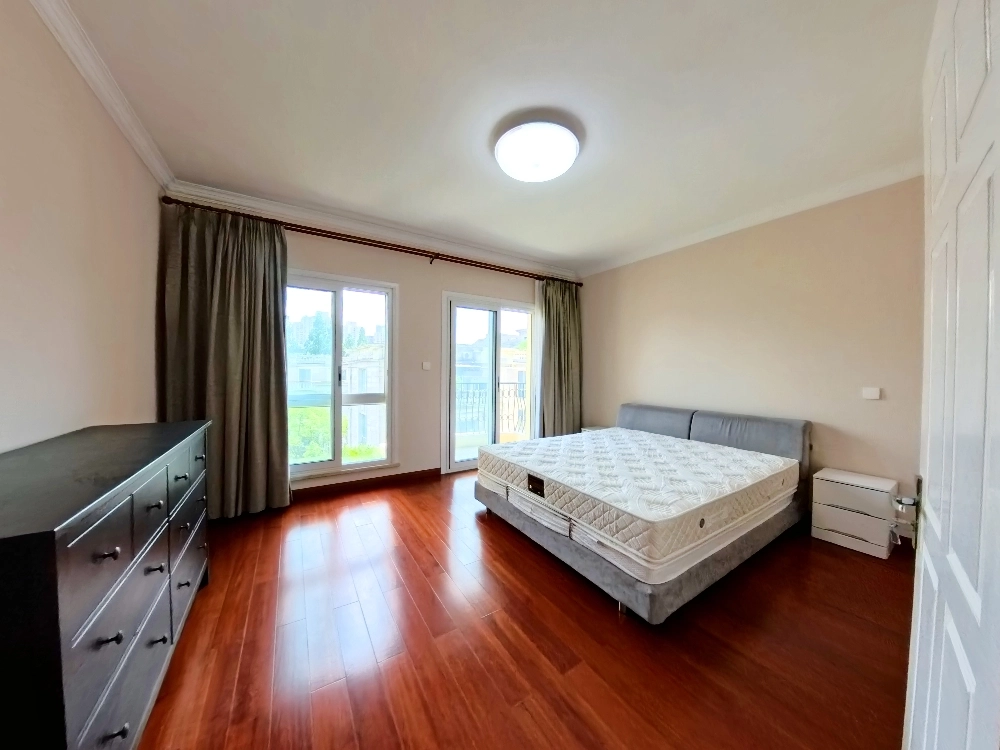Rm 401 No 2 Tomson Garden(9)