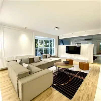 Rm 401 No 3 Oasis Riviera