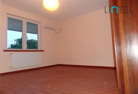 Rm 401 No 96 Yongjia Road(8)