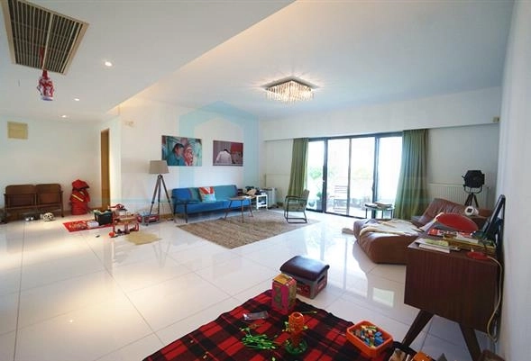 Rm 401 Xing Guo Ming Yuan