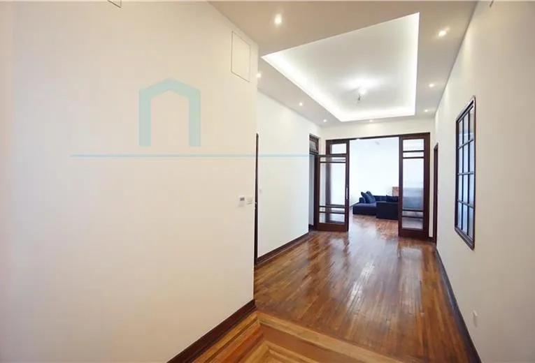 Rm 402 No 1164 Huaihai middle  Road(21)