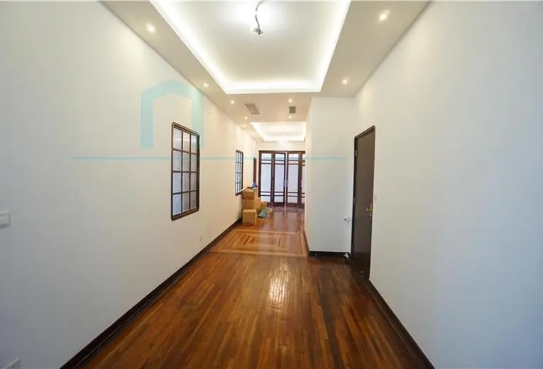 Rm 402 No 1164 Huaihai middle  Road(22)