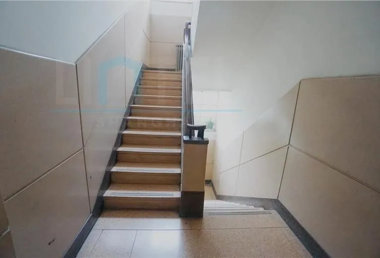 Rm 402 No 1164 Huaihai middle  Road(24)
