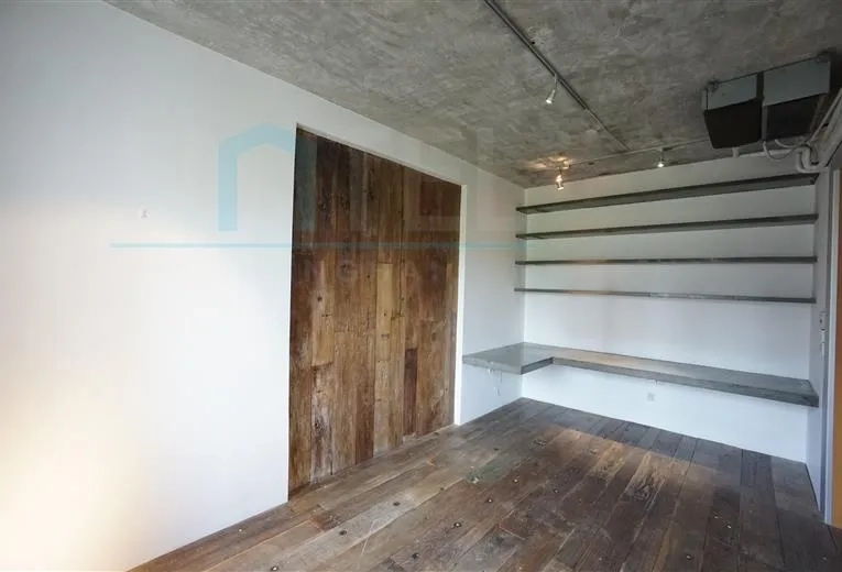 Rm 402 No 12 Lanting Apartment(12)