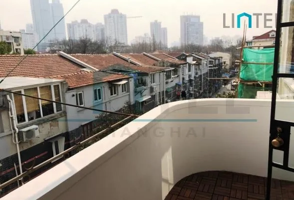 Rm 402 No 2 Lane 90 Yuqing Road(2)