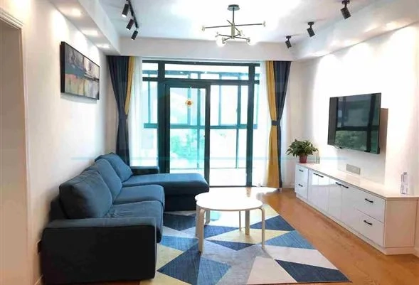 Rm 402 No 2 Metropolis City