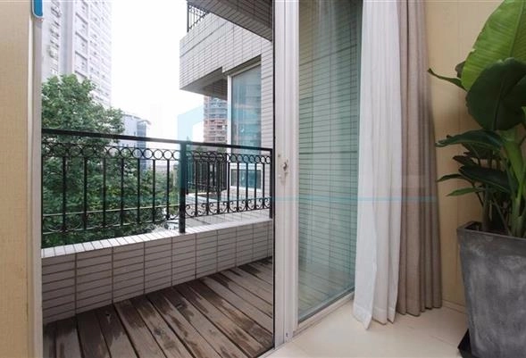 Rm 402 No 5 City Castle(12)