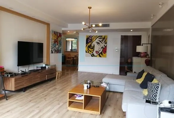 Rm 402 No 8 Clove Apartment(2)