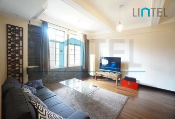Rm 402 No 868 Nanjing west Road(3)