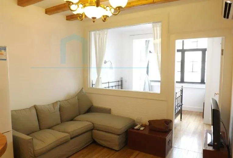 Rm 403 No 17 Lane 77 Yueyang Road