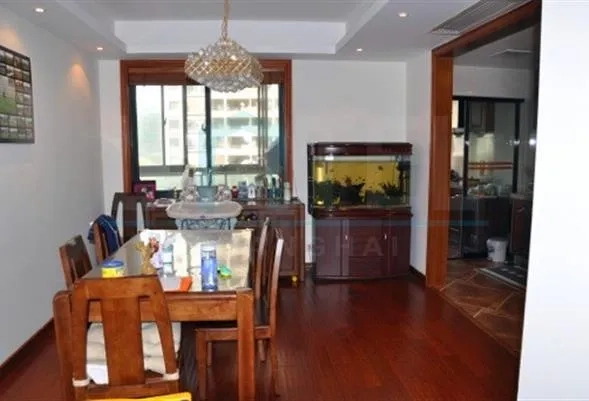 Rm 403 No 5 Consul Garden(2)