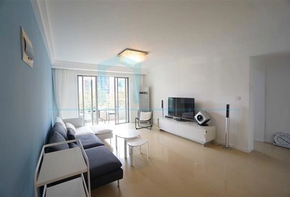 Rm 403 No 8 First Block Avenue(3)