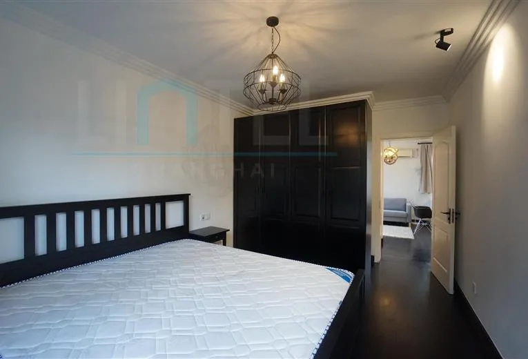 Rm 404 No 1 Lane 4 Hunan  Road(7)