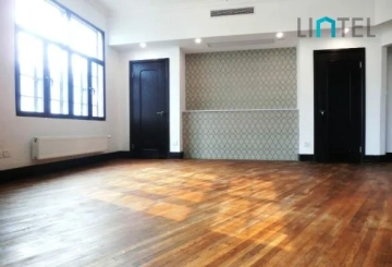 Rm 406 No 934 Nanjing west Road(9)