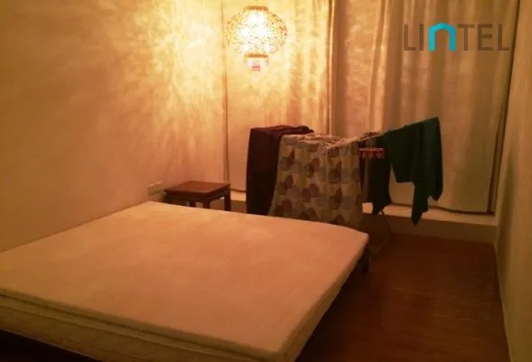 Rm 422 No 400 North Suzhou Road(7)