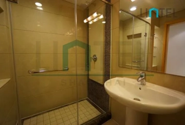 Rm 42F Unit 17 No 7 Shimao Riviera(10)