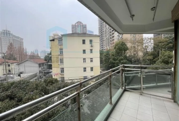 Rm 501 No 1 Central Residence I(2)