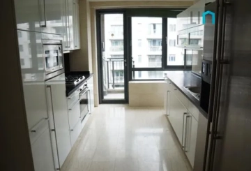 Rm 501 No 10 Lanting Apartment(5)