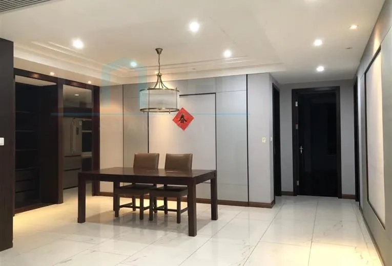 Rm 501 No 15 Green Court I(2)