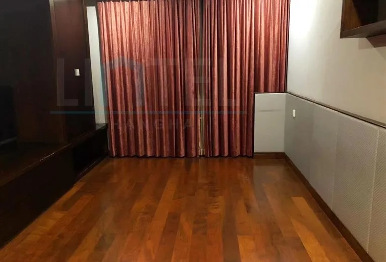 Rm 501 No 15 Green Court I(5)