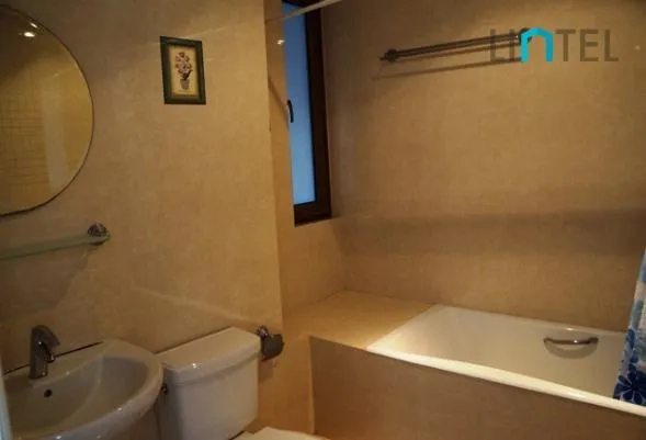 Rm 501 No 2 Gubei International Plaza(7)