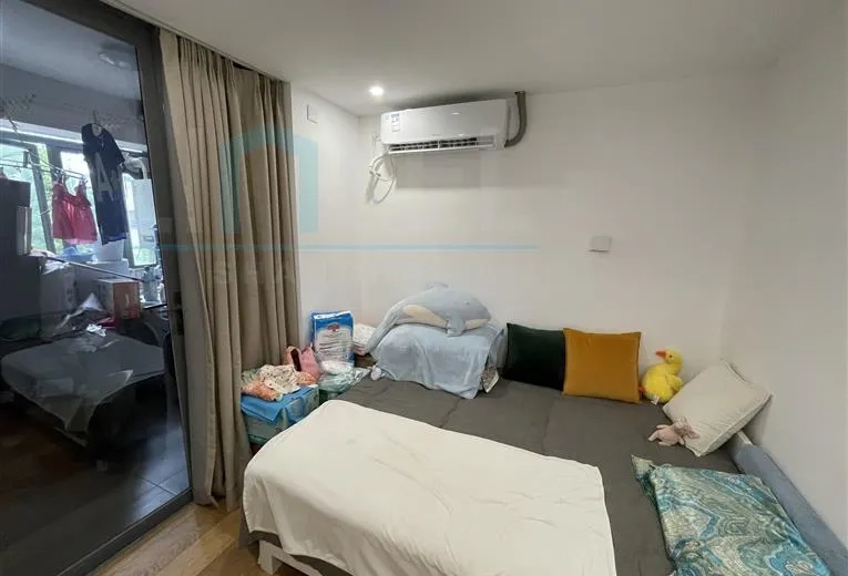 Rm 501 No 2 The Summit(12)