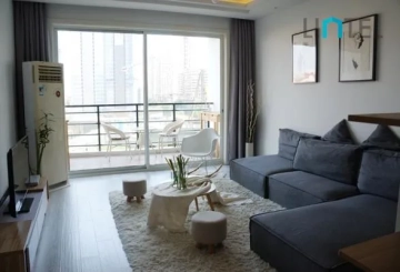 Rm 501 No 4 Huang Pu Zhong Xin City