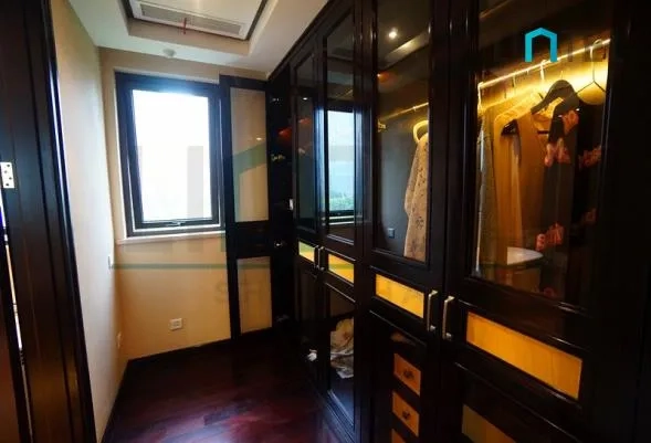 Rm 501 No 4 West Shore by Poly(10)
