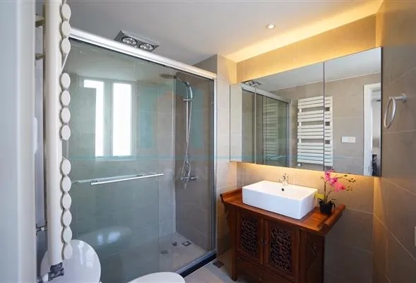 Rm 501 No 7 Art Apartment(11)