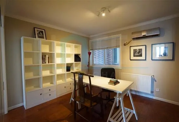 Rm 501 No 7 Art Apartment(13)