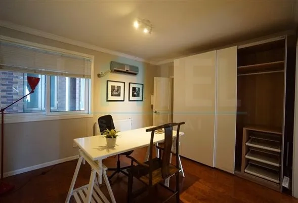 Rm 501 No 7 Art Apartment(14)