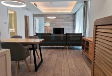 Rm 501 No 7 Jing'an Four Seasons
