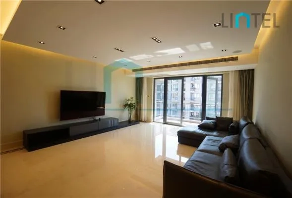 Rm 501 No 8 Lanting Apartment(2)
