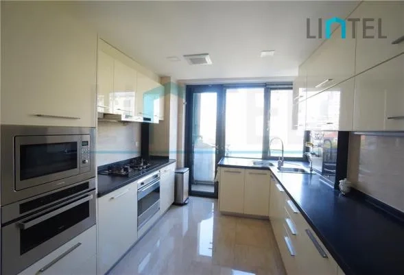 Rm 501 No 8 Lanting Apartment(6)