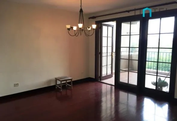 Rm 501 No 8R Shanghai Racquet Club(3)