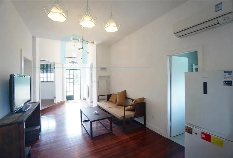 Rm 502 No 3 Lane 195 Yueyang Road(2)