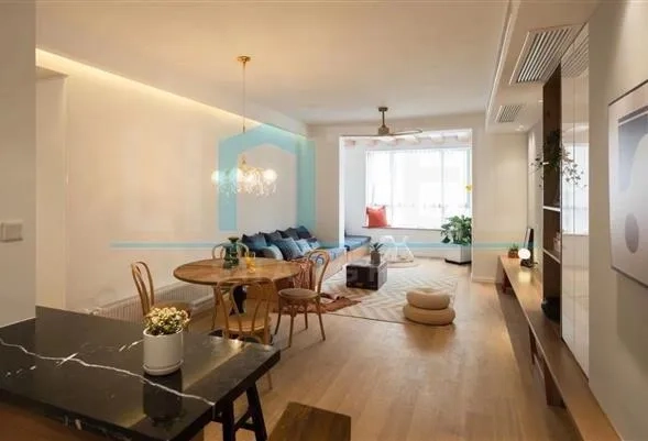Rm 502 No 4 Huaihai Garden
