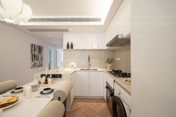 Rm 502 No 5 Xinhua Apartments(5)