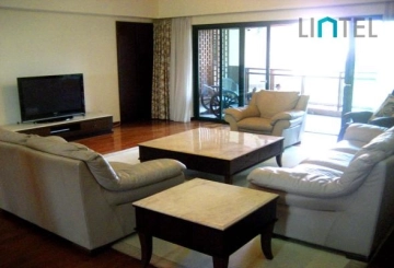 Rm 503 No 10 Yanlord Garden