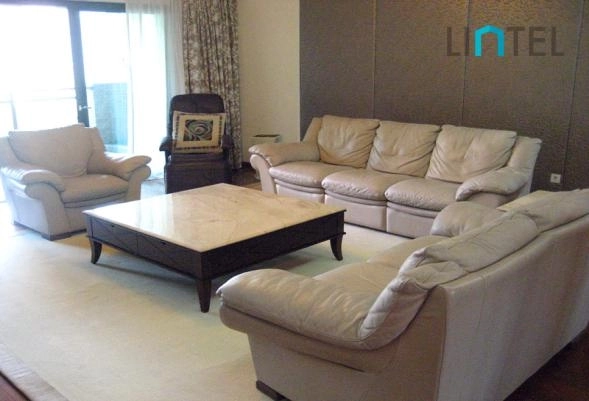 Rm 503 No 10 Yanlord Garden(2)