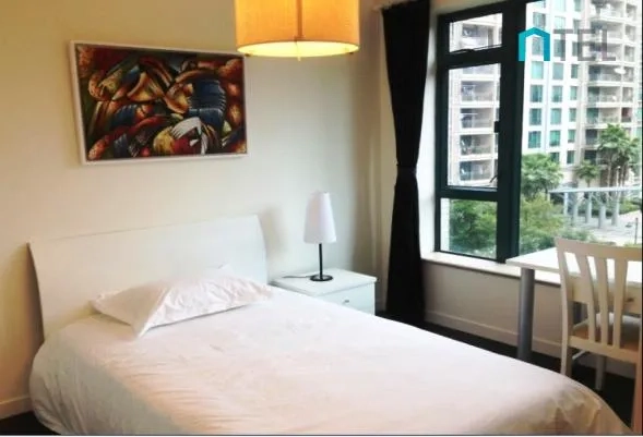 Rm 504 No 4 Century Metropolis(4)