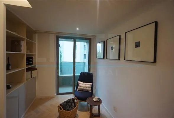 Rm 504 No 4 Eight Park Avenue(16)
