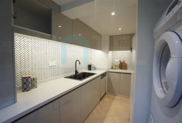 Rm 504 No 4 Eight Park Avenue(6)