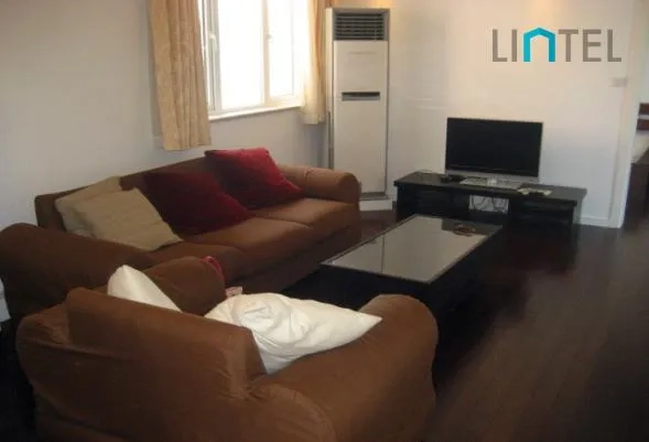 Rm 505 Dong Hu Mansion(3)