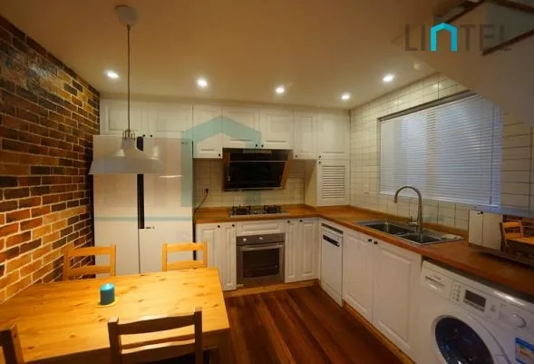 Rm 517 No 147 Xinle Road(4)