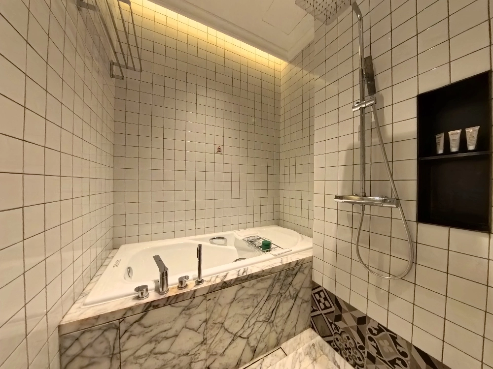 Rm 5202 Jingyuan Apt(14)