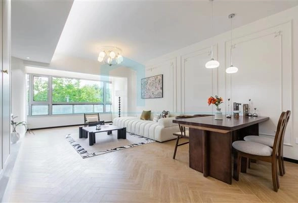 Rm 5C No 5 One Park Avenue