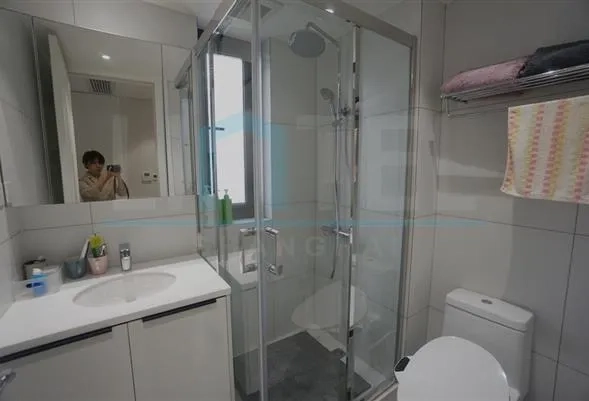 Rm 5C Royal Mansion(9)