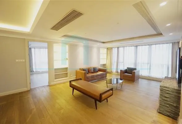 Rm 601 No 20 Meihua Garden(2)