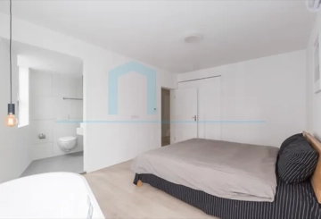 Rm 601 No 8 Art Apartment(9)